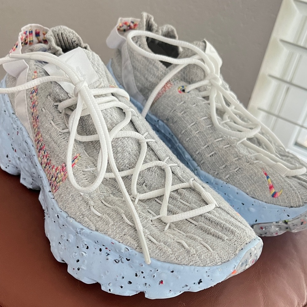 WMNS) Nike Space Hippie 04 'Photon Dust' CD3476-102